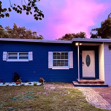 3Bdrm Home Near Orlando Fairground, Downtown & Universal